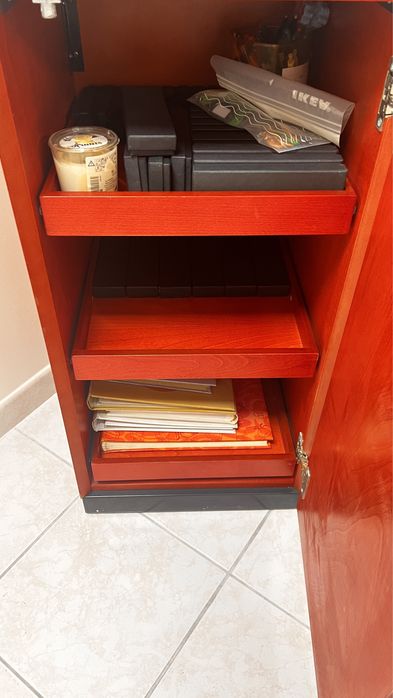 Rotring Display Cabinet with Light64285172847362121