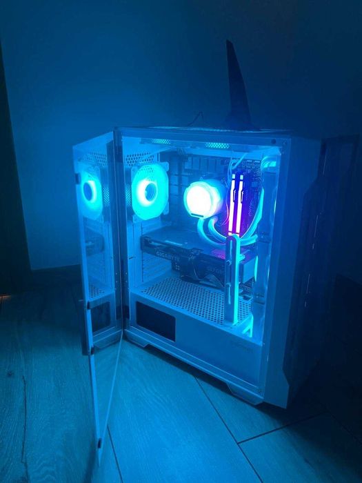 Komputer gamingowy(r7 7800x3d|4060|ddr 5 6000MHZ 36cl)