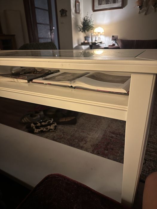Consola/ Aparador branco vitrine- IKEA