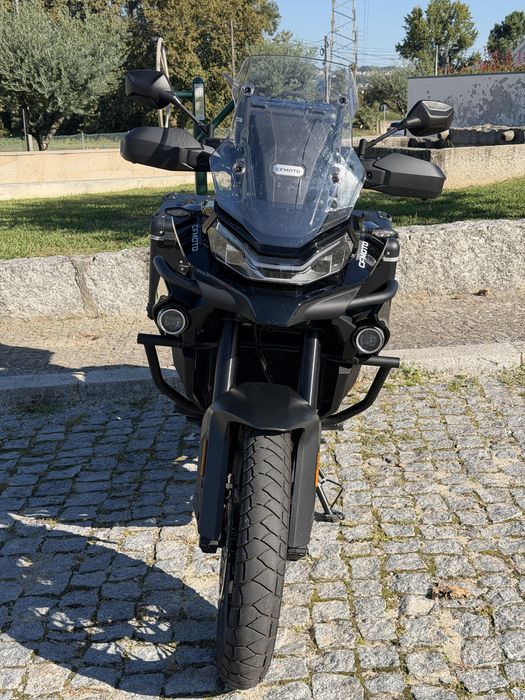 CF Moto 800 MT Explore