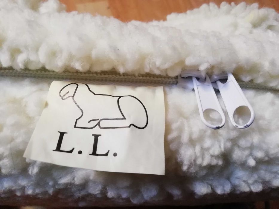 Almofada para pés com massagem