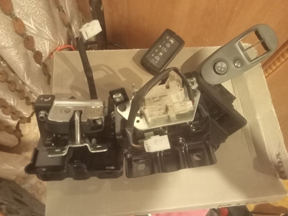 Замок IVECO на кабіну