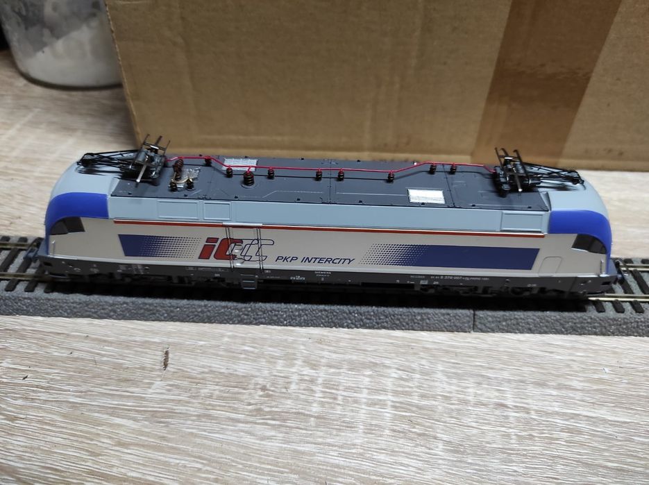 Lokomotywa cyfrowa Husarz  PKP IC h0 Piko