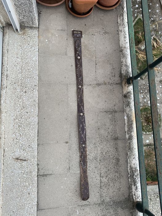 Cinto castanho vintage punk 88 cm