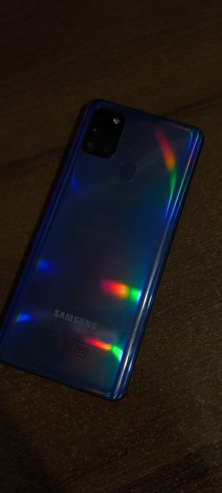 Продам samsung galaxy a21s в хорошем состоянии