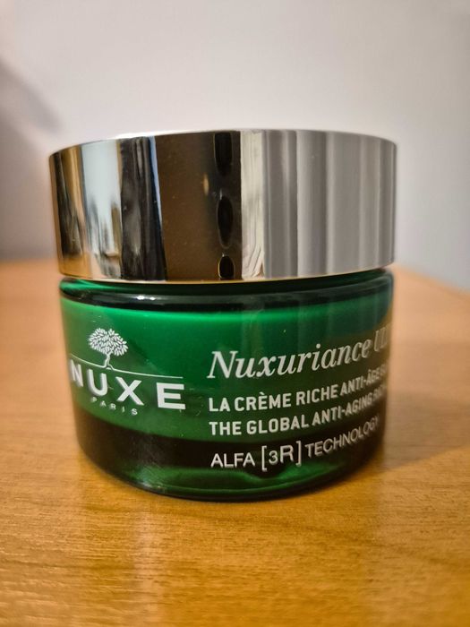 Nuxe Nuxuriance Ultra La Crème Riche Anti-Âge Global – bogaty, przeciwstarzeniowy krem do twarzy.
