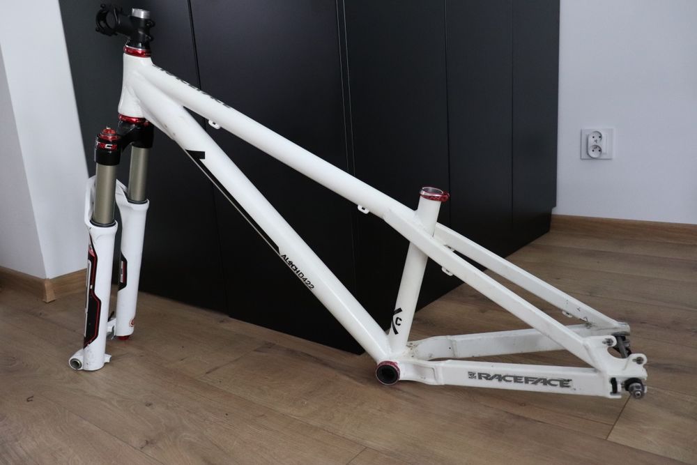 Frameset Rama + amortyzator Dirt Pumptrack