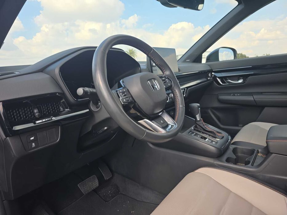 Honda CR-V Hybrid Sport Touring      2023