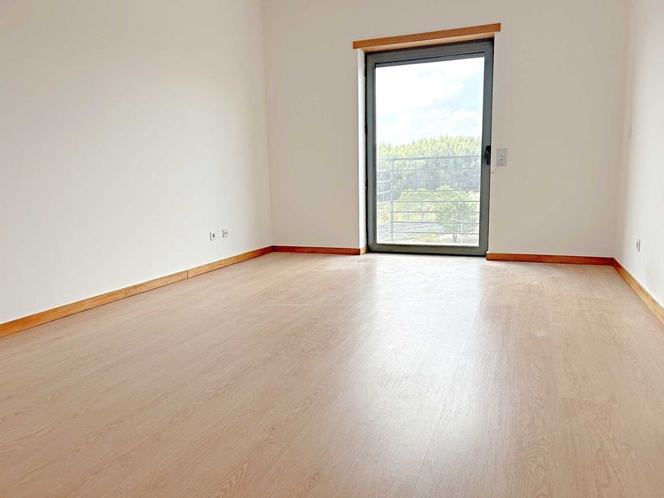 Apartamento T1 à venda em Torres Vedras (São Pedro, Santiago, Santa Maria Do Castelo E São Miguel) E Matacães, Torres Vedras — foto 4
