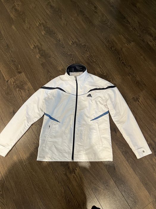 Вітровка адідас чорна з білим