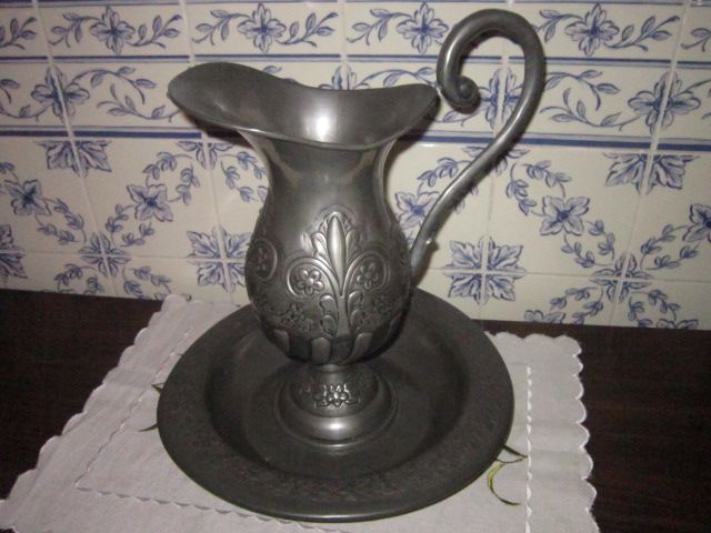 jarro em estanho Cache-pot antigo em estanho