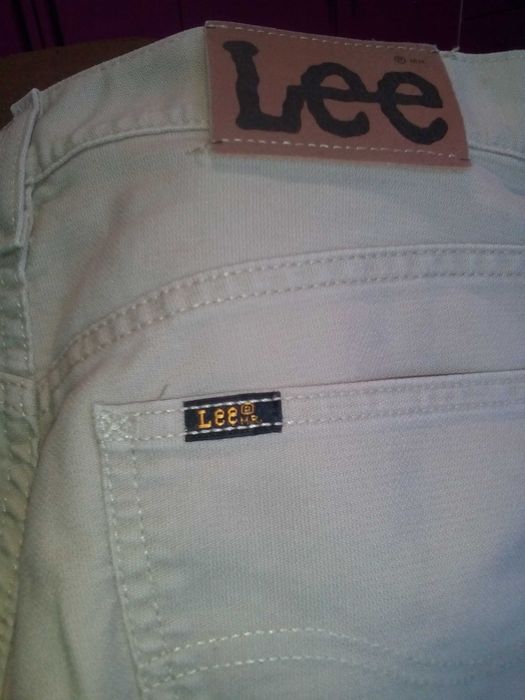 Преміум  Lee (Ireland)