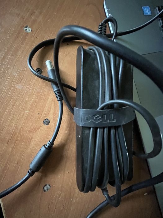 Продам ноут бук Dell latitude D600