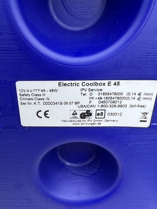 Холодильник автомобільний переносний для пікніка