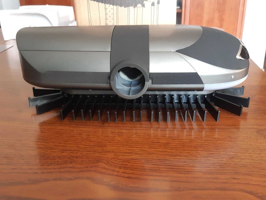 Mechaniczny wieszak na krawaty