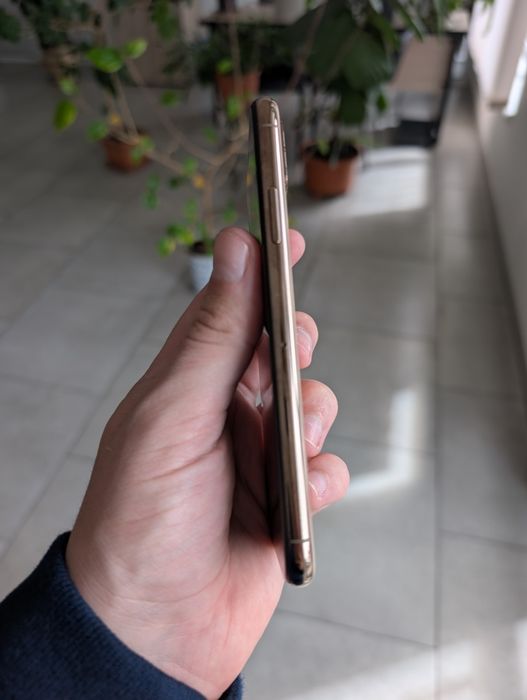 iPhone sx 64 gb ідеальний стан