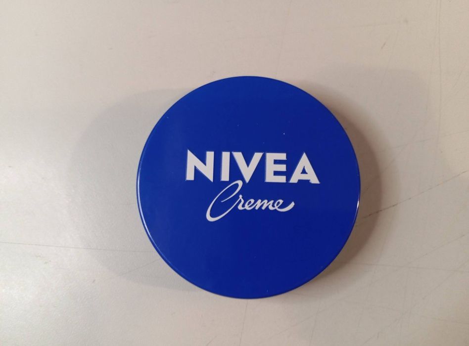 Nivea Creme nawilżający krem do twarzy i ciała 75 ml