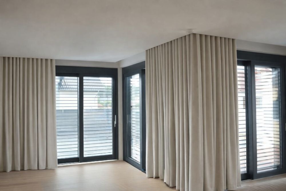 Szycie zasłon, firan, rolety rzymskie