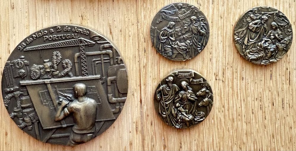 Conjunto 6 medalhas bronze de CABRAL ANTUNES. Dia do Pai, Natal, Engenharia. Peso 1000 gr