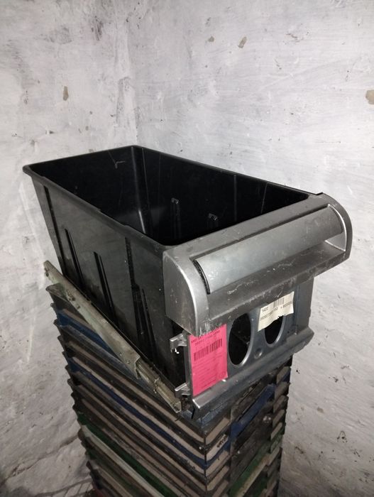 Ящик (шуфляда) для продуктів DAF