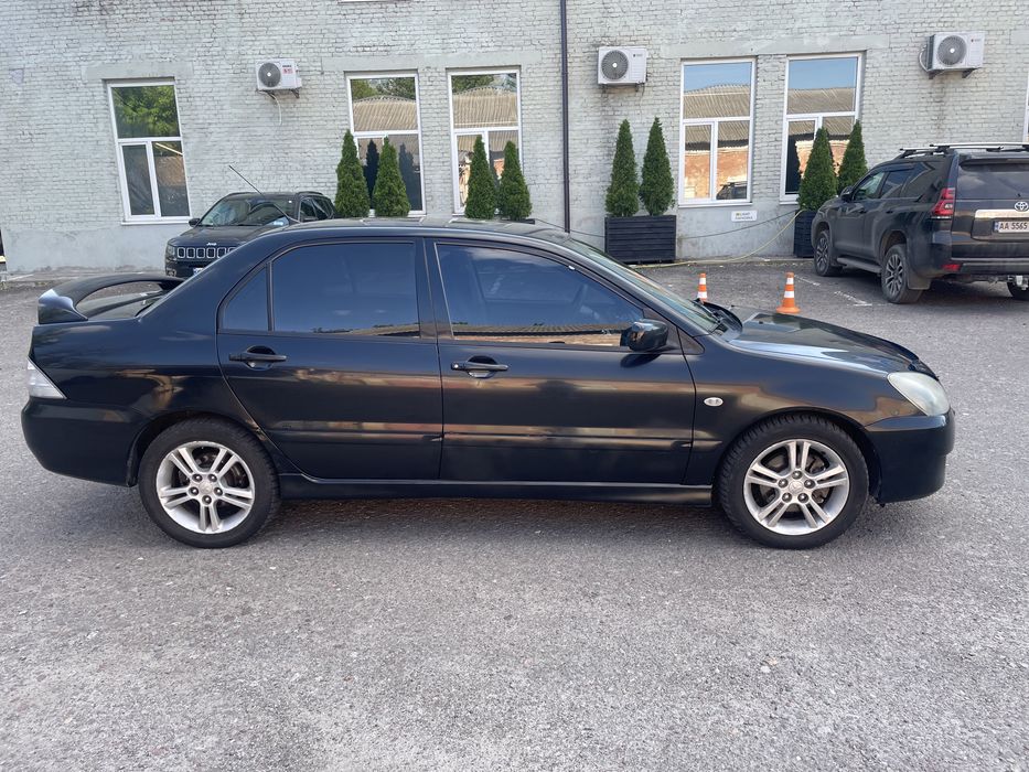 Mitsubishi Lancer 9
