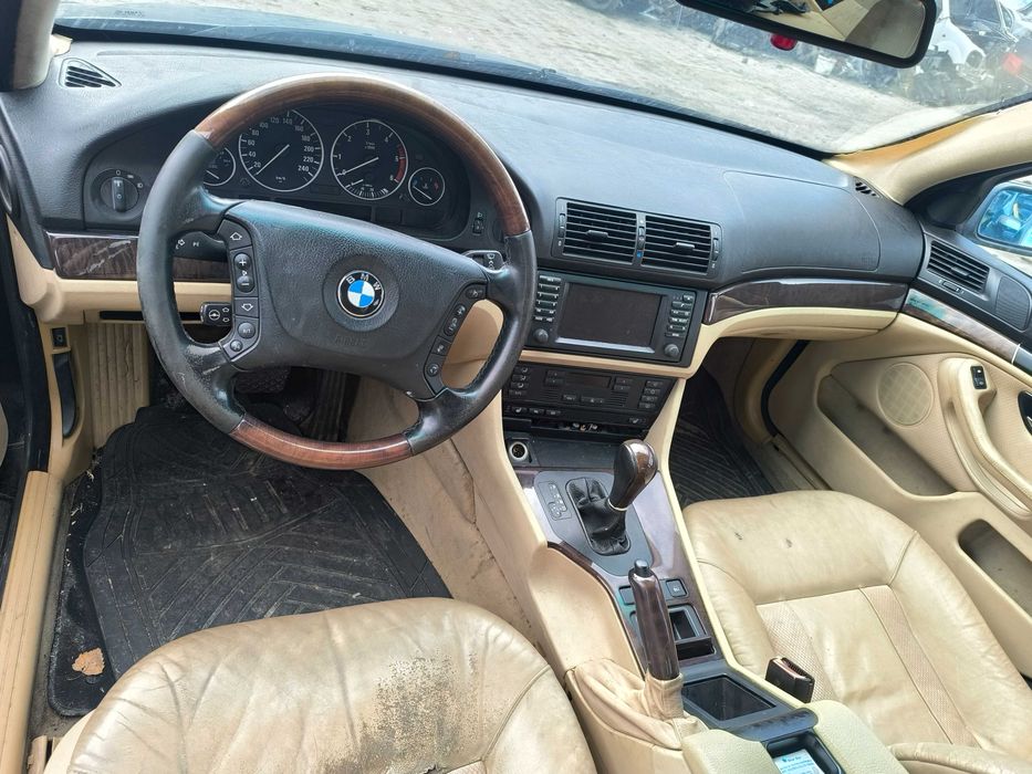BMW E39  Części nie sprzedajemy Aut w Całości tylko Części