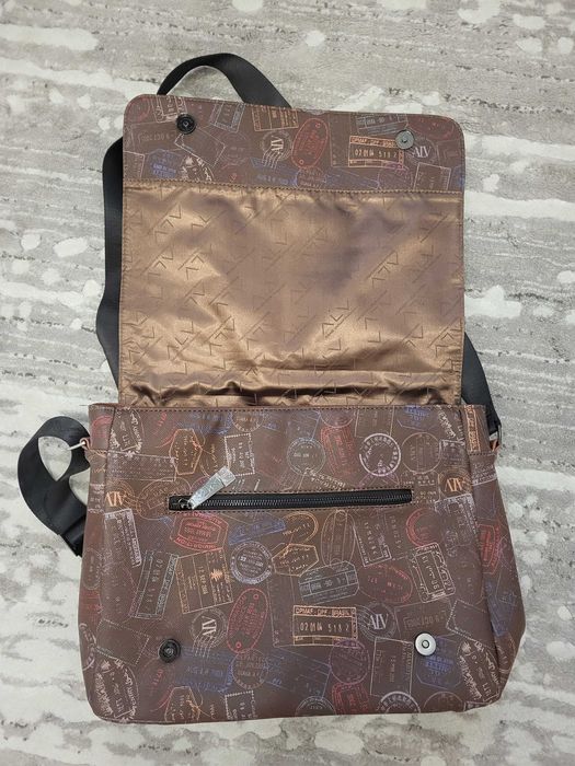 Нова сумка Alviero Martini , Італія