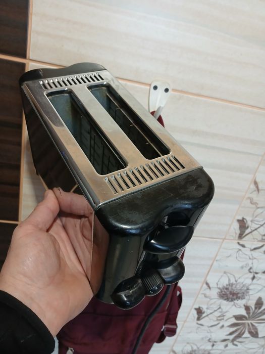 Продам тостер Phillips
