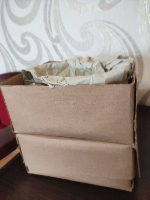 Посуд кришталь і скляний.