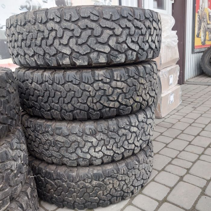 Колеса 225 75 16 BFgoodrich шини 215 резина 70 болотна грязева Нива