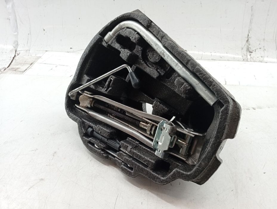 Kit de troca de pneu - VOLKSWAGEN Golf IV (1J1) | 97 - 07