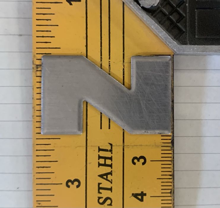 Металеві букви на поріг MAN