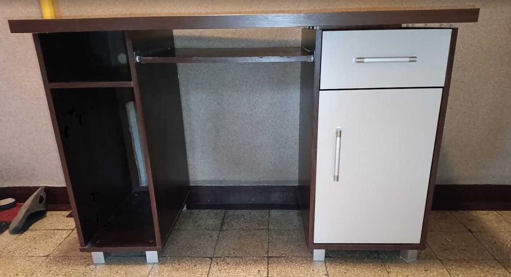 Biurko na komputer tanio