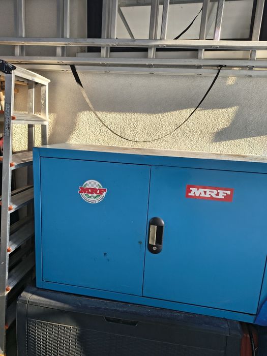 Szafka metalowa  do garażu