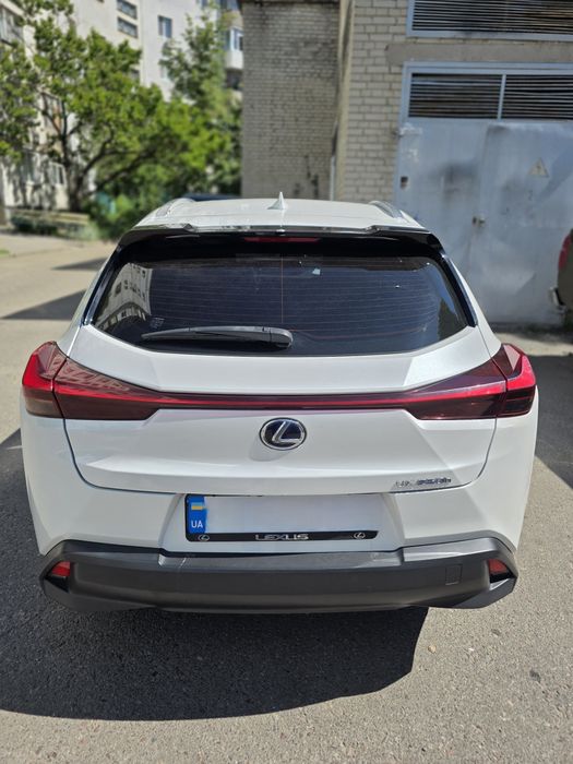 Продам Lexus UX  в ідеалі