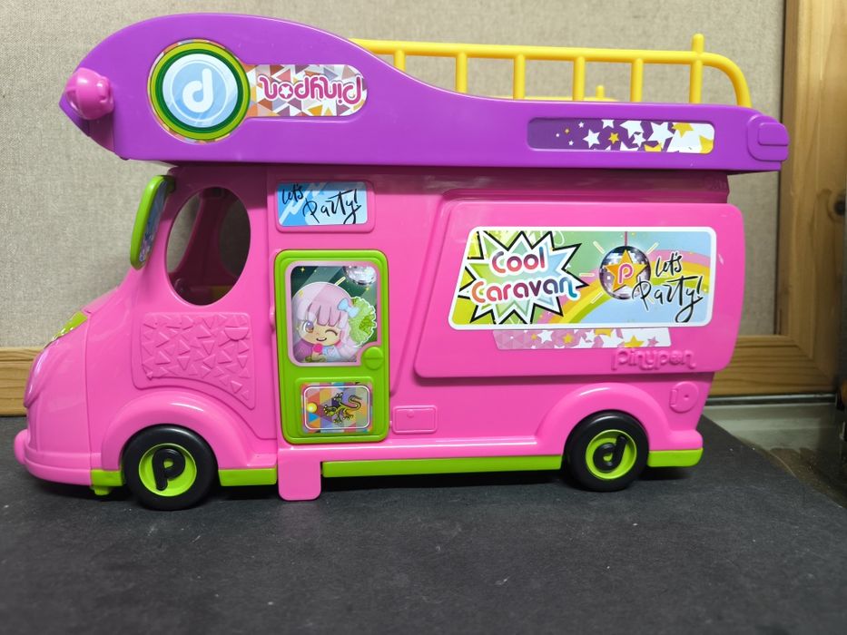 Pinypon Caravana de Festas
Descrição:
​Funcionalidade: Caravana totalm