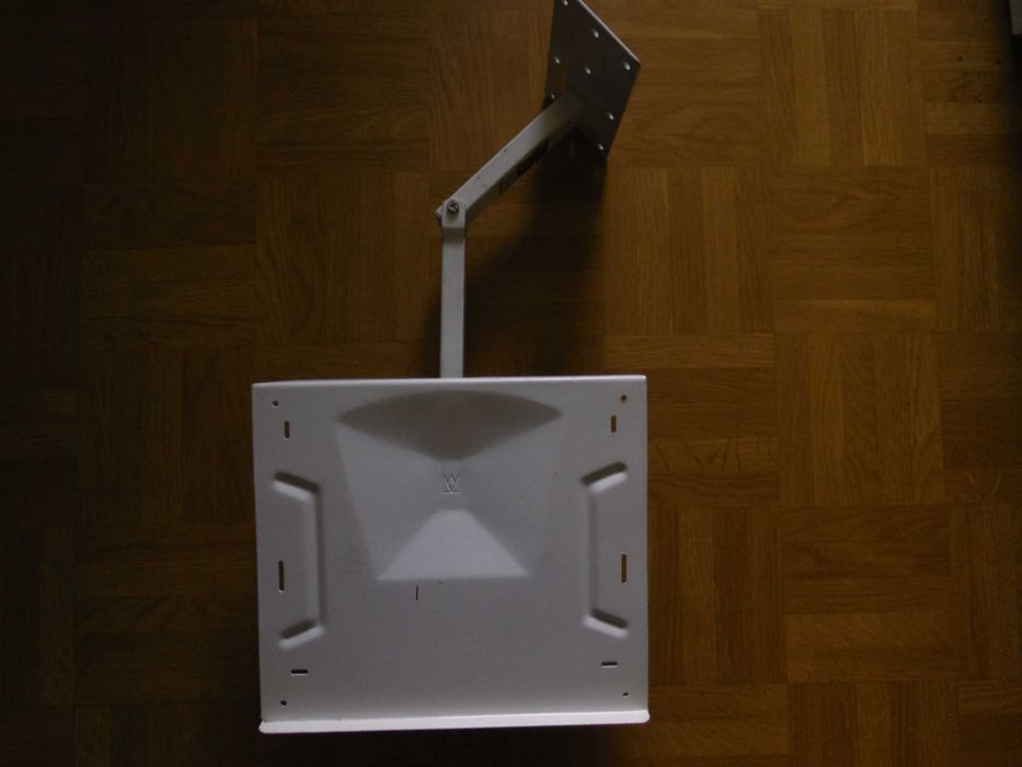 Uchwyt ścienny, półka wisząca pod np. RTV i inne zastosowania