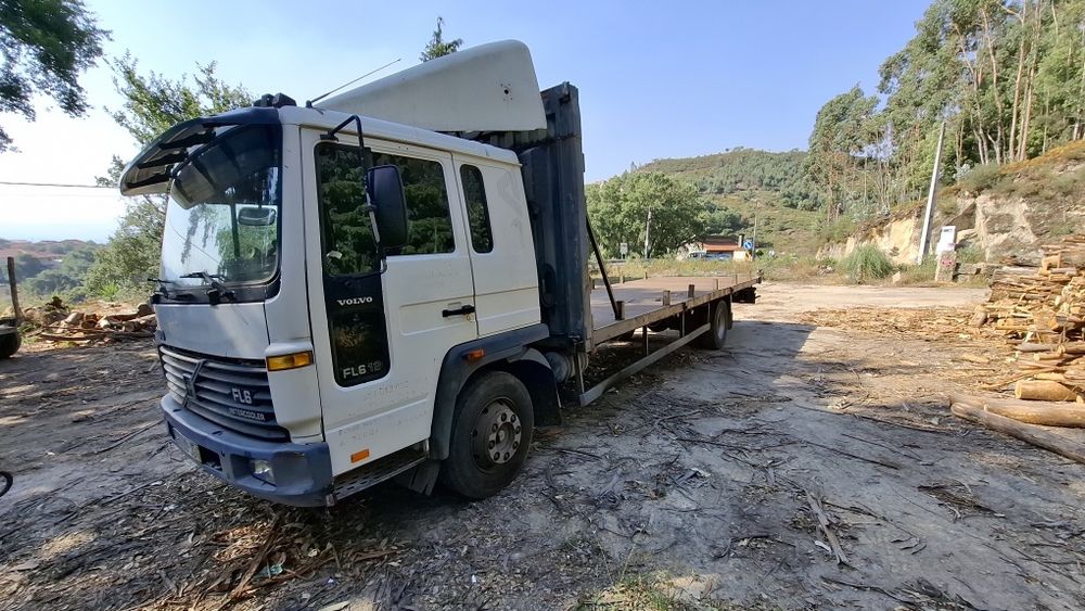 Camião Volvo  FL6 12