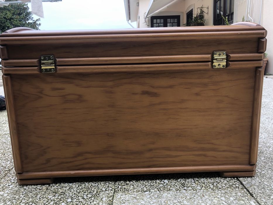 Baú de Madeira, pouco usado