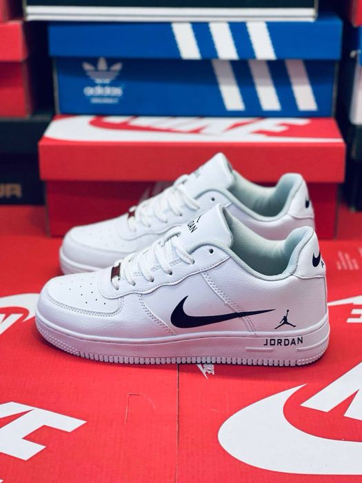 Nike Air Force Af1 белые кроссовки натуральная кожа красовки найк