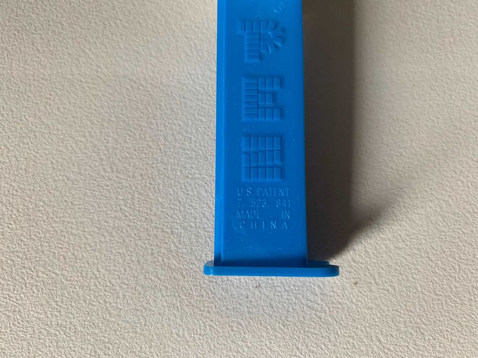 PEZ Dispenser - R2D2 (Star Wars)
