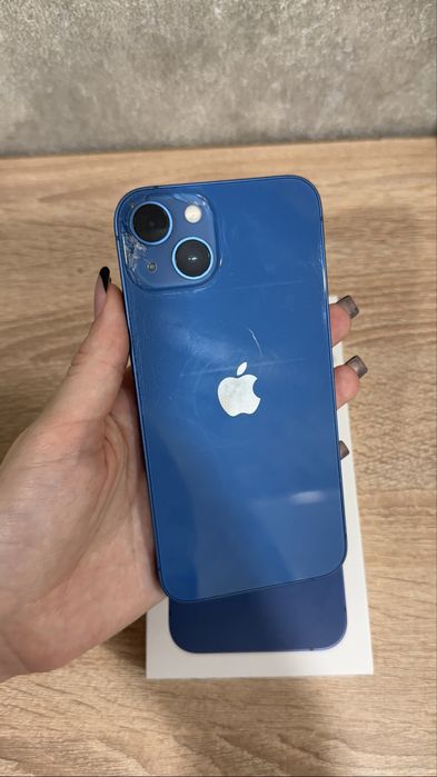 Продам айфон 13 на 128 памяти