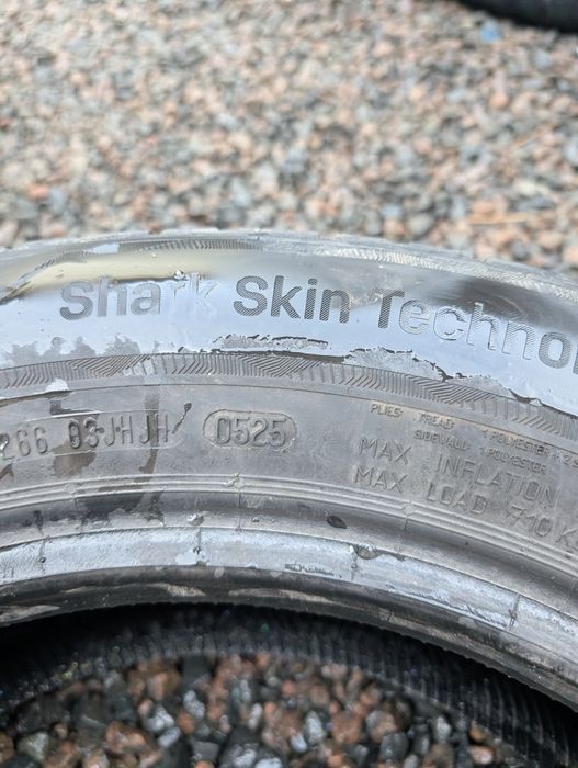 Всесезоння шина розпаровка Uniroyal 205/60 R16 205*60 16 AllSeasonExpe