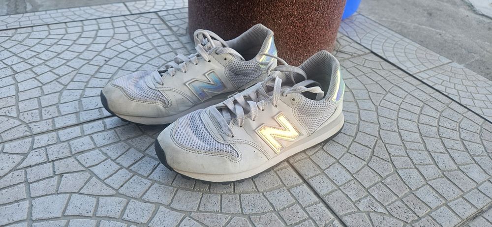 Adidasy New Balance r.38