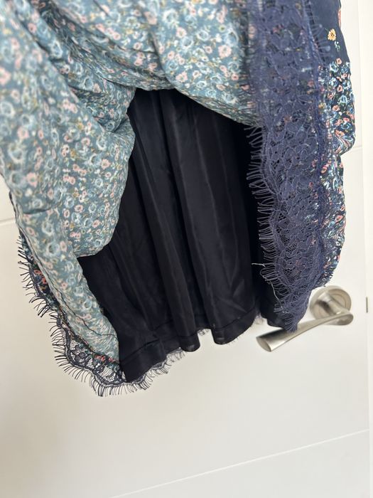Vestido lindo sfera . Marca 40 mas veste 42