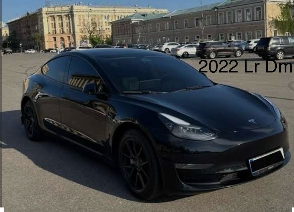 Аренда прокат Tesla Model 3 Київ
