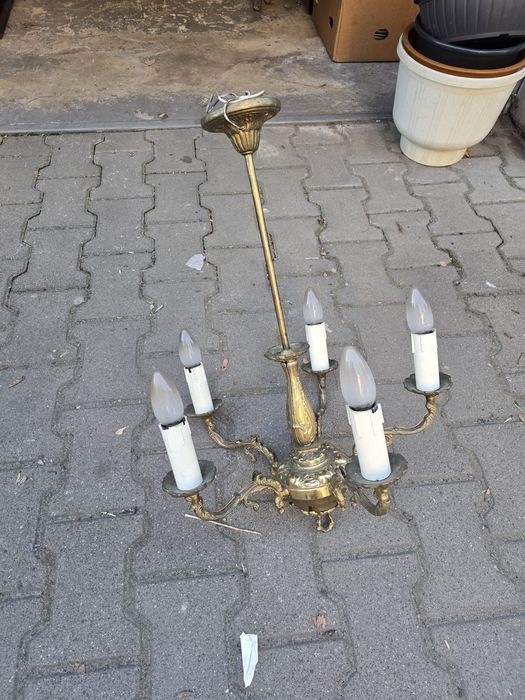 Żyrandol mosiężny