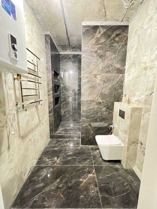 Продам  квартиру з ТЕРАСОЮ в новобудові поруч ЦЕНТРУ