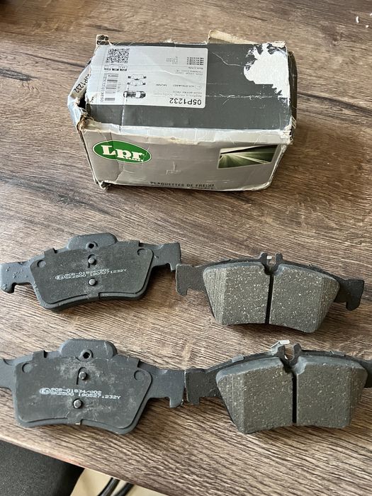 Колодки для мерседес