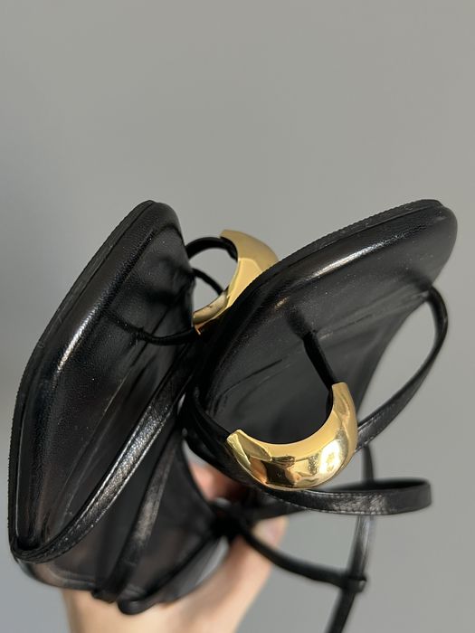 Босоножки kitten heel Massimo Dutti